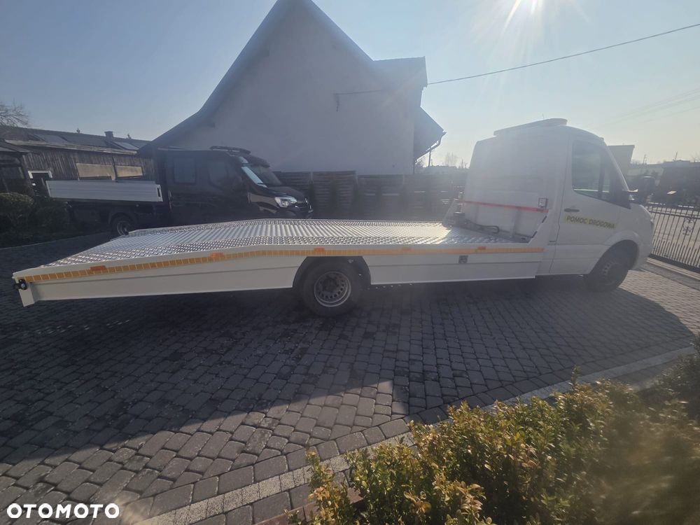 Mercedes-Benz SPRINTER - 11