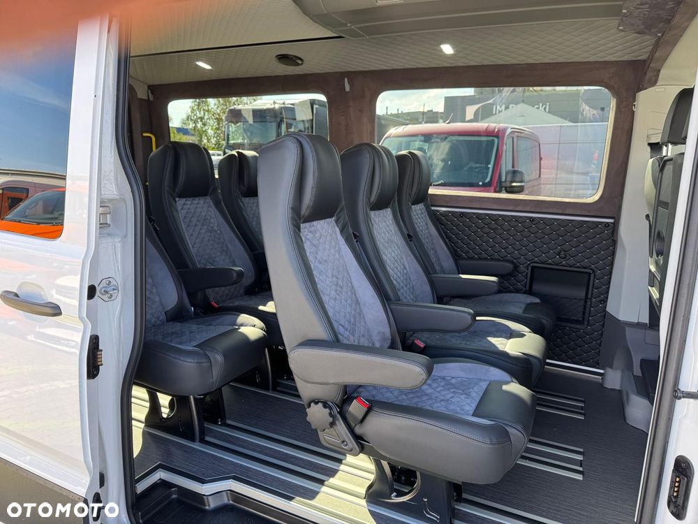 Volkswagen CRAFTER - 9