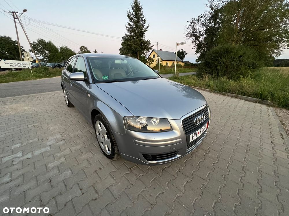 Audi A3 Sportback - 2