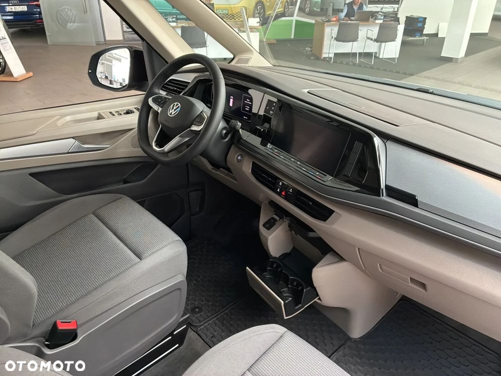 Volkswagen Multivan - 8