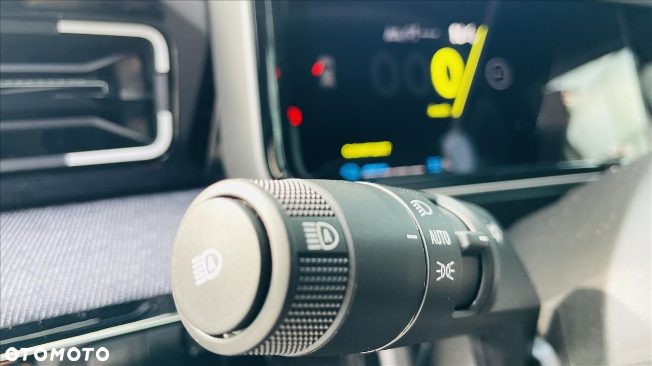 Renault 5 40kWh Urban Range Techno - 10