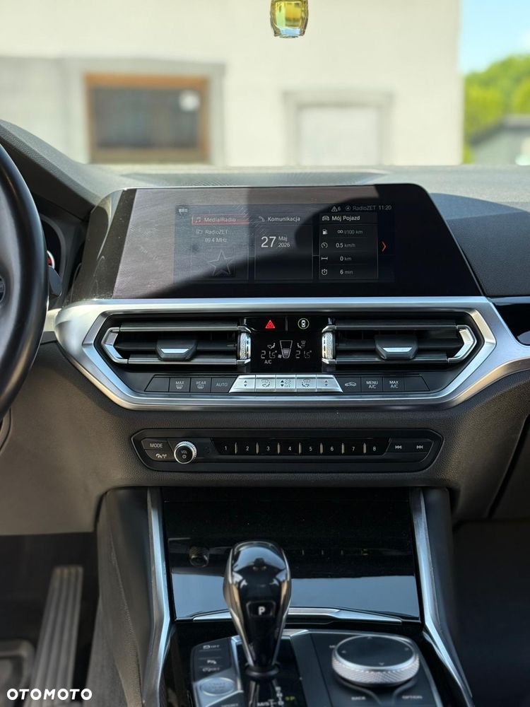 BMW Seria 3 320d xDrive Sport Line - 18