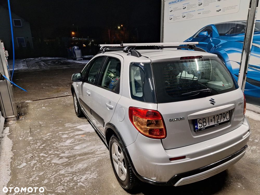 Suzuki SX4 1.6 VVT 4x2 Comfort - 9