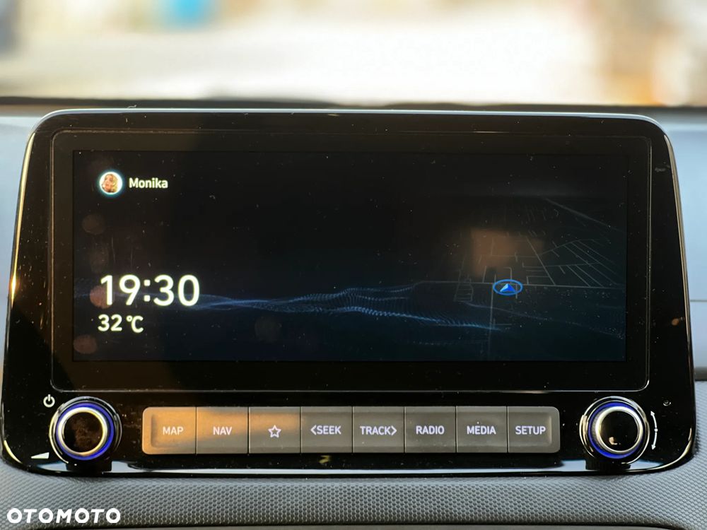 Hyundai Kona - 17