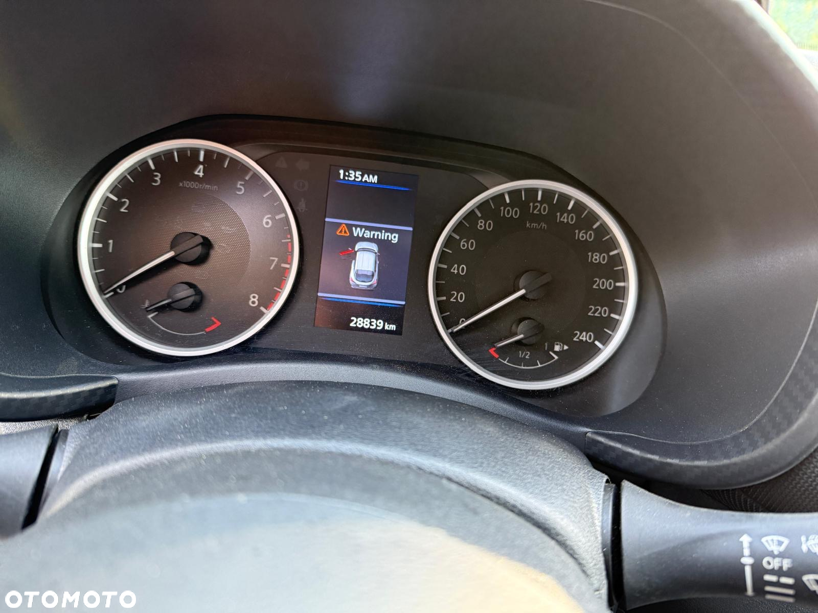 Nissan Juke 1.0 DIG-T Acenta - 11