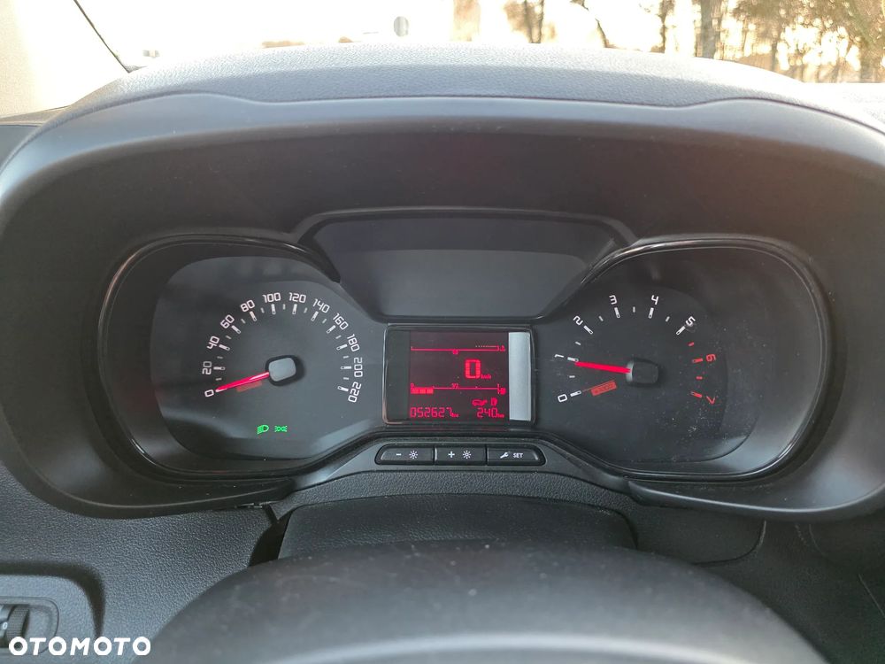 Toyota Proace City - 12