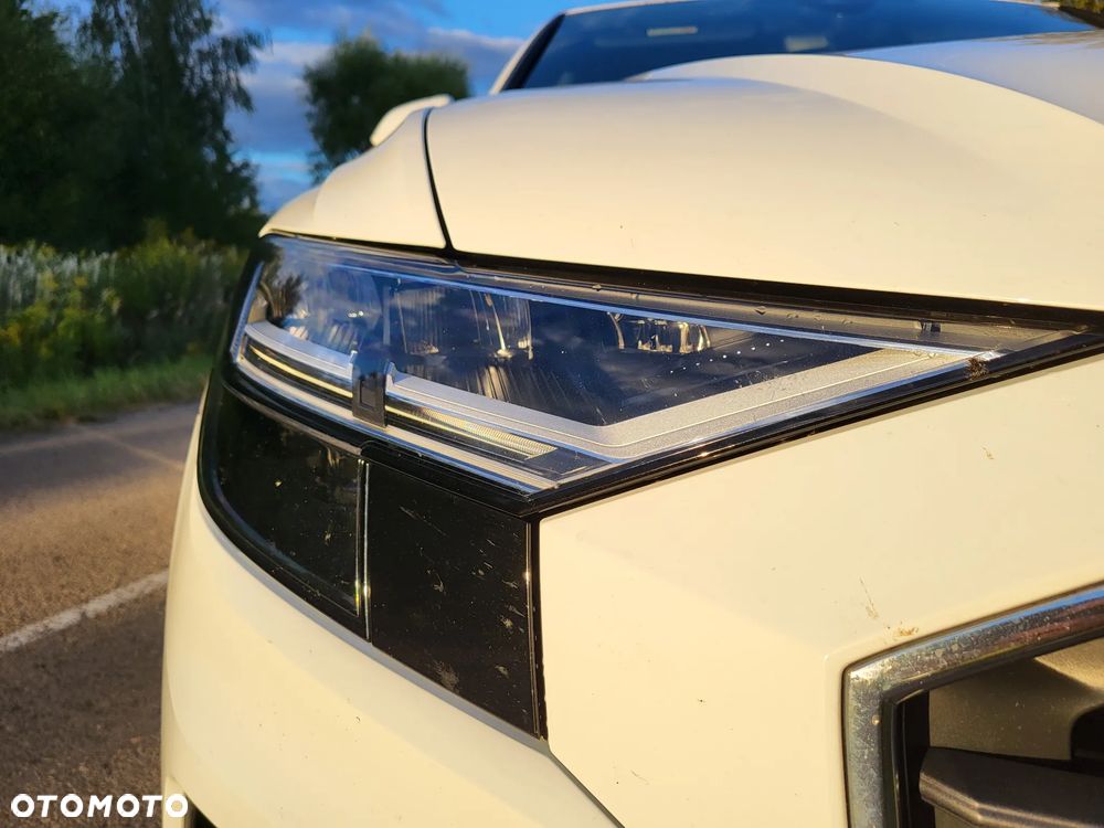 Audi Q8 45 TDI mHEV Quattro Tiptronic - 23