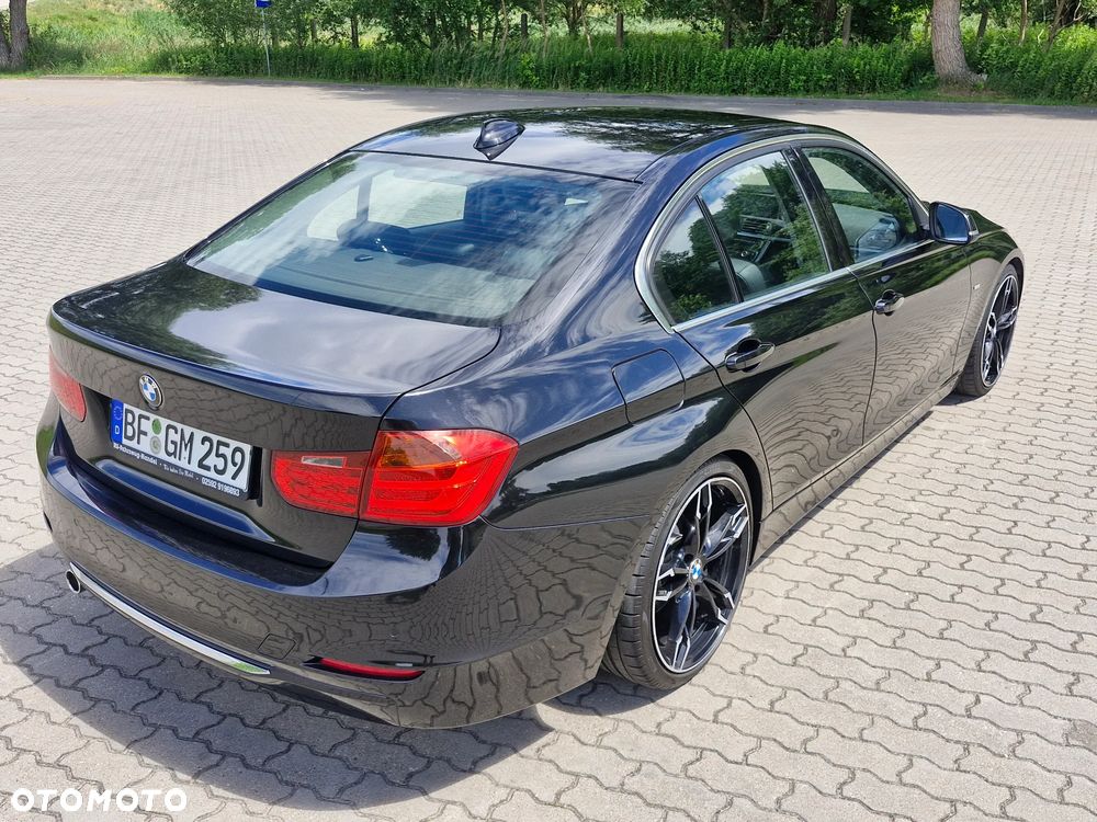 BMW Seria 3 318d Blue Performance Luxury Line - 12