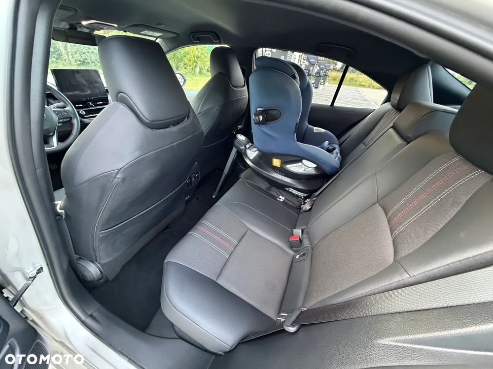 Toyota Corolla 1.8 Hybrid GR Sport - 11