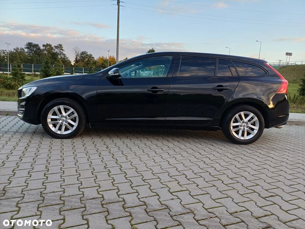 Volvo V60 D3 Kinetic - 10