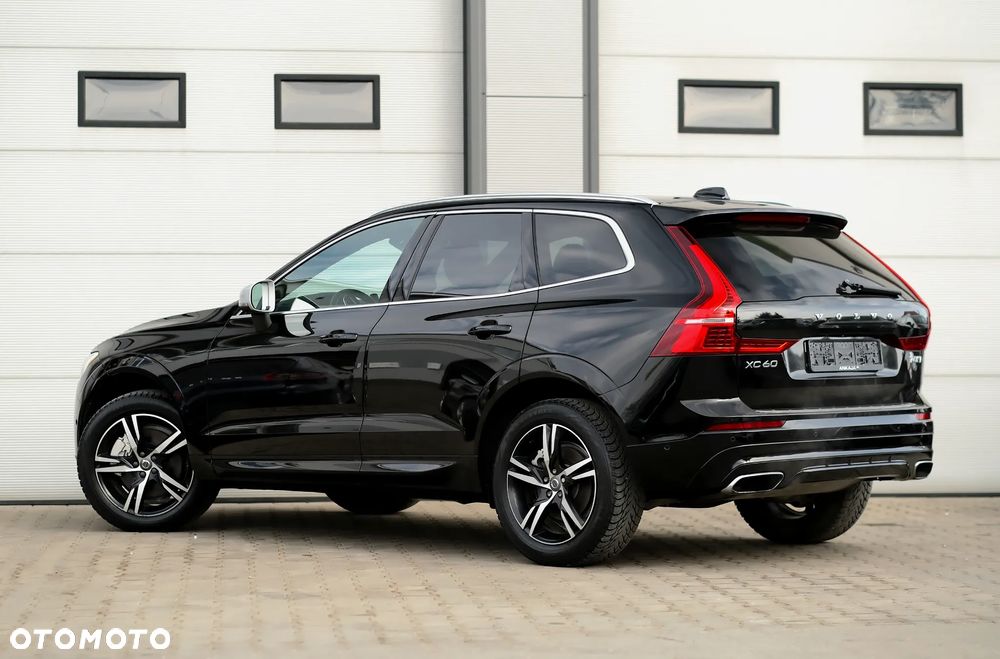 Volvo XC 60 T6 AWD Geartronic RDesign - 13