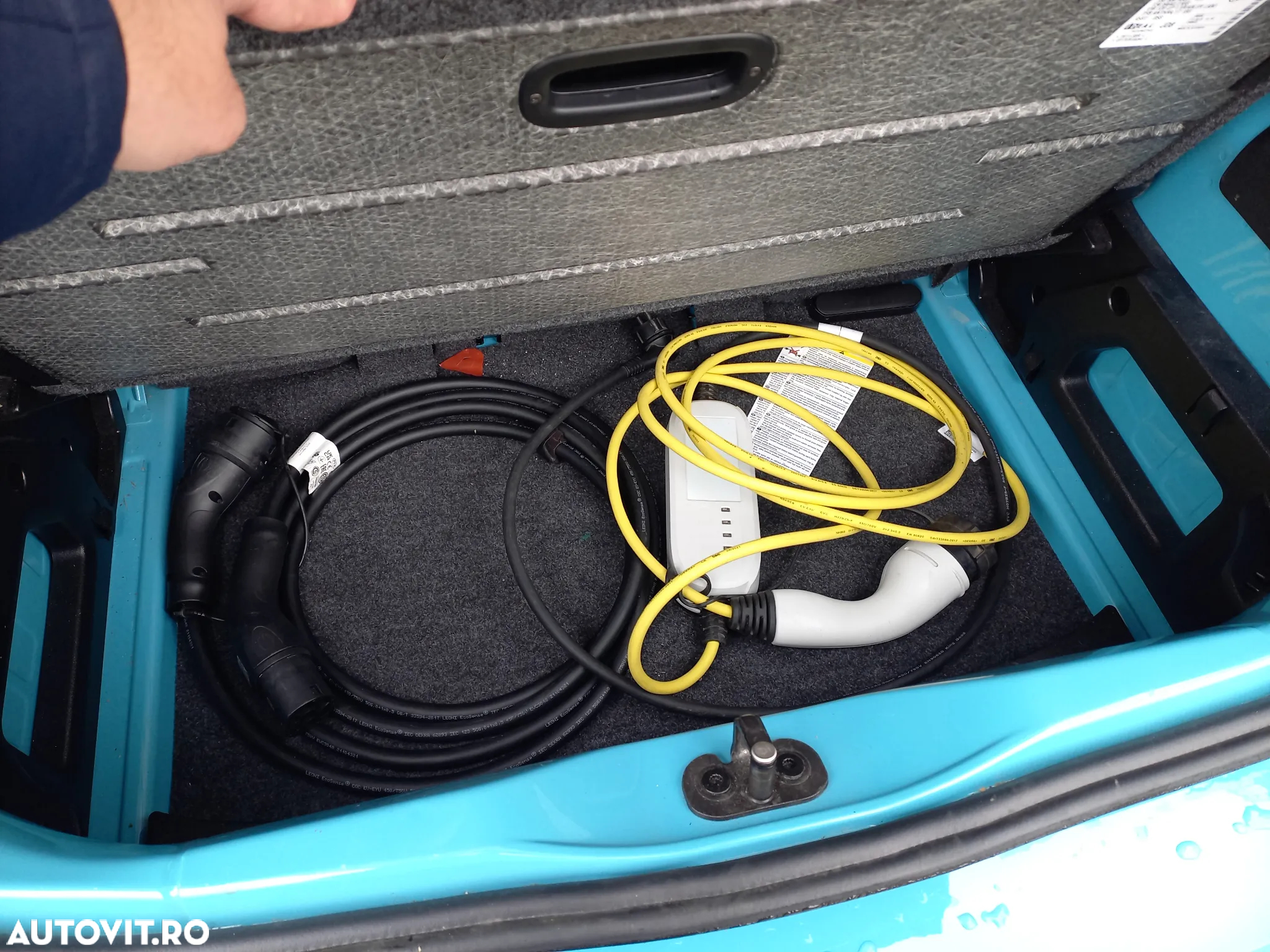 Volkswagen up! e-up! - 6