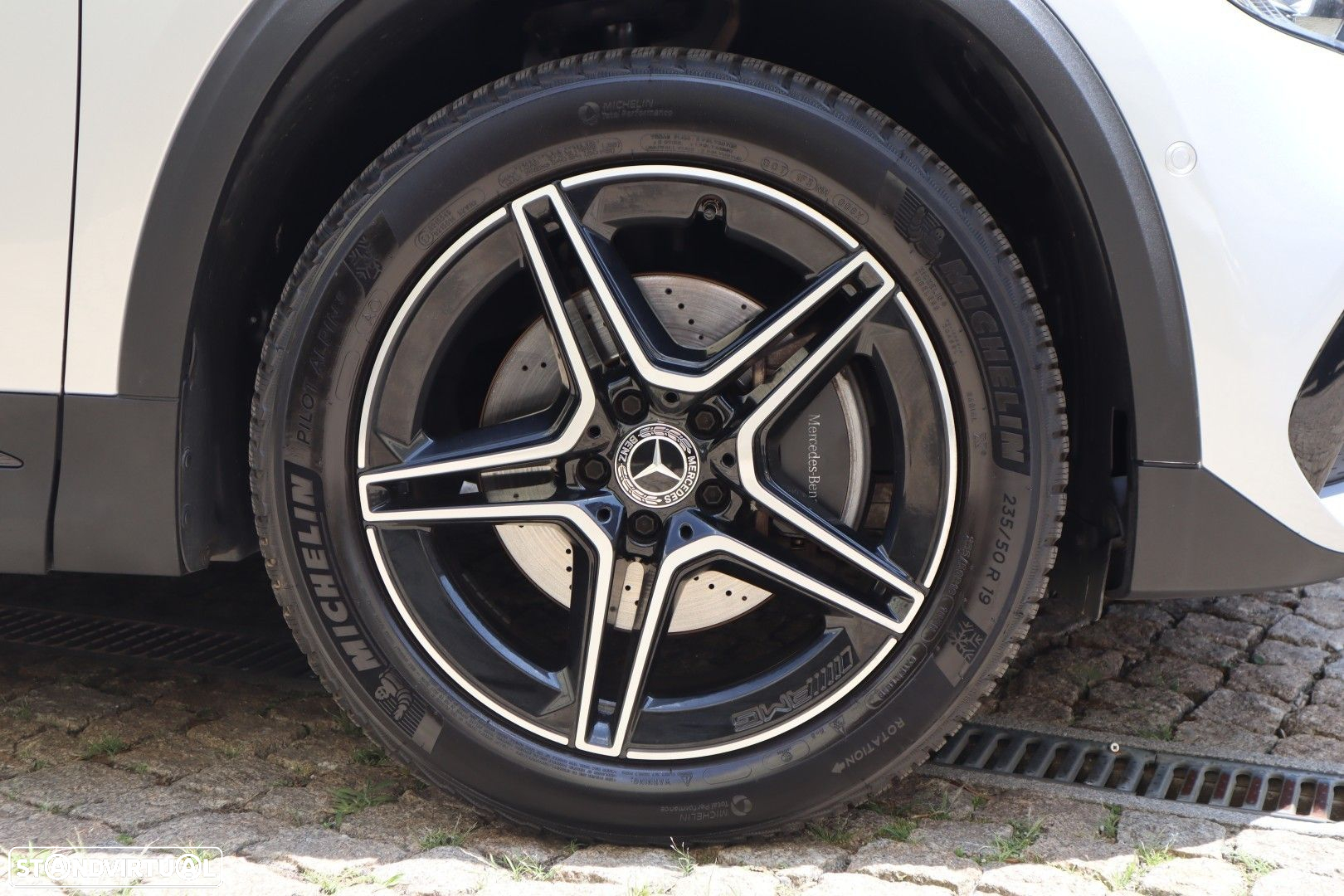 Mercedes-Benz GLA 250 e AMG Line - 7