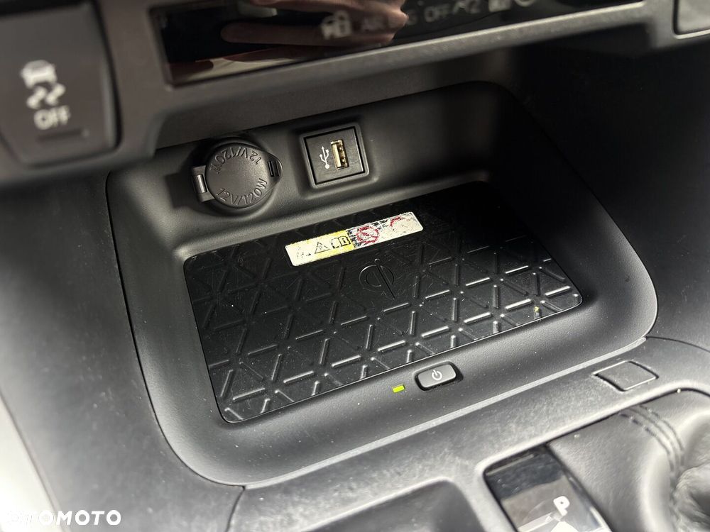 Toyota RAV4 - 29