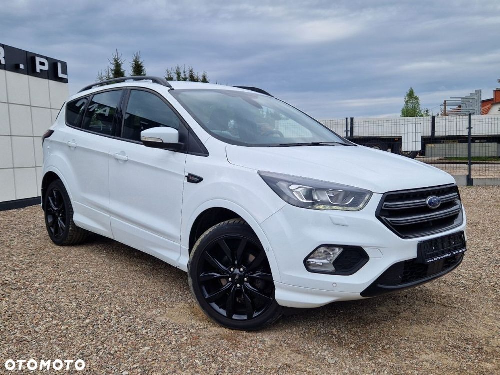 Ford Kuga 1.5 EcoBoost 2x4 ST-Line - 29