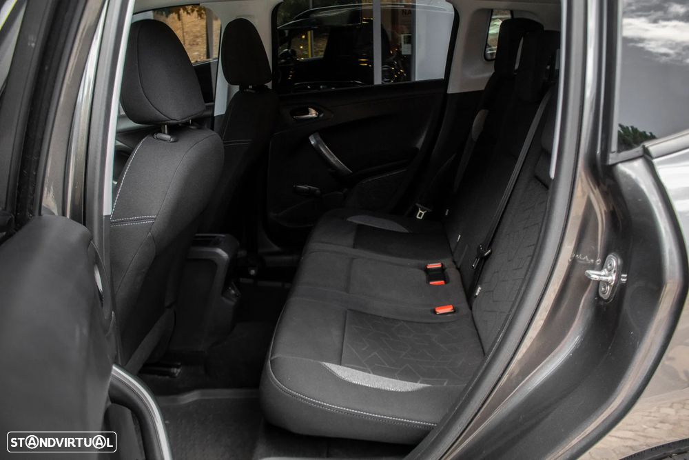 Peugeot 2008 PureTech 82 Style - 19