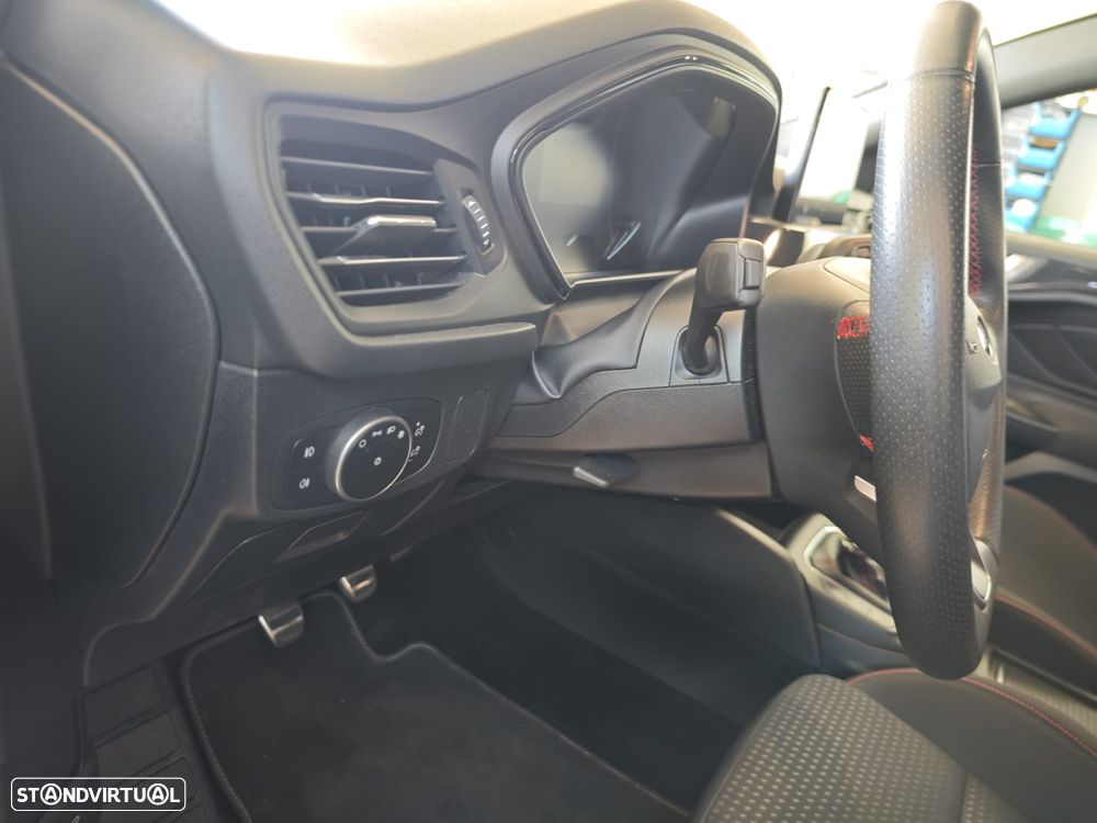 Ford Focus 1.0 EcoBoost ST-Line - 21