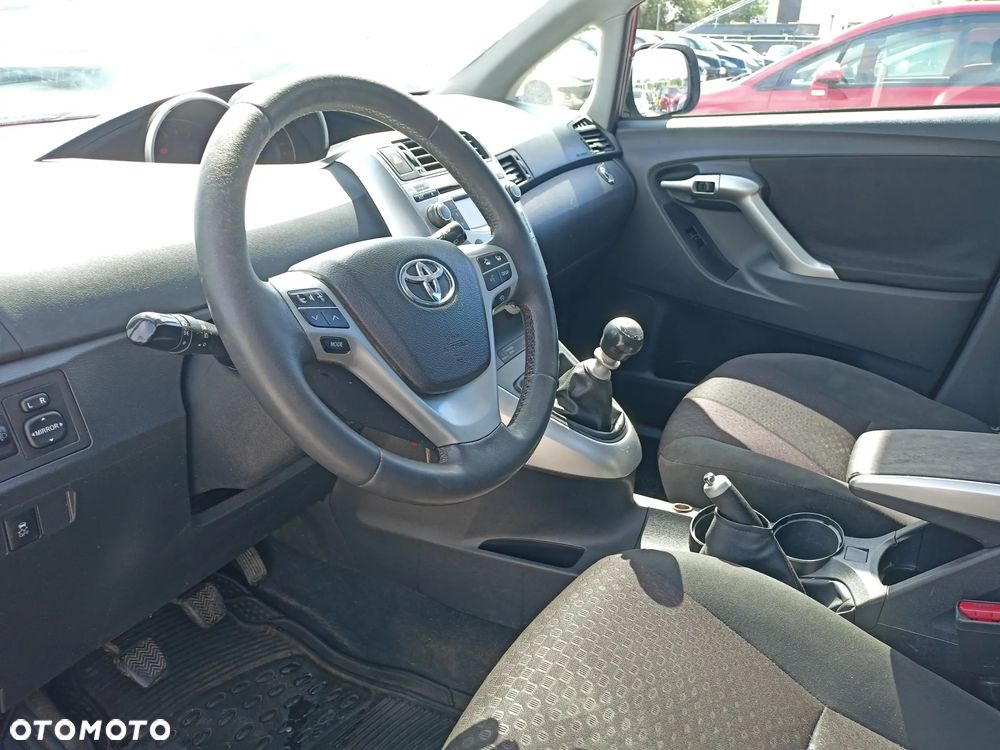 Toyota Verso - 7