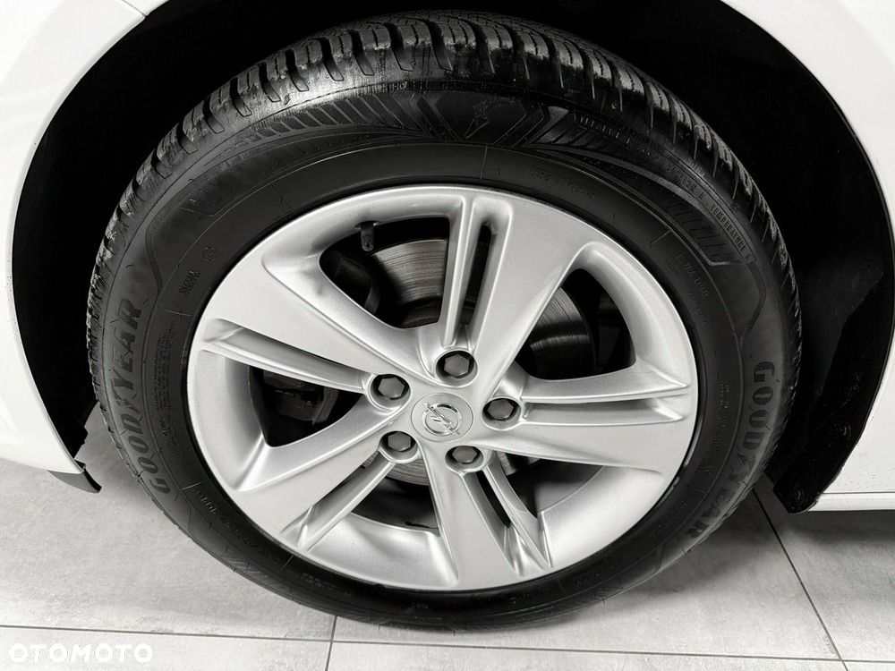 Opel Insignia - 9