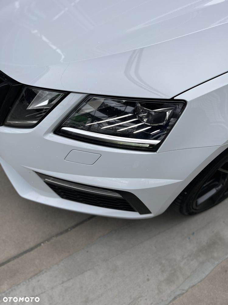 Skoda Octavia 2.0 TDI RS Challenge DSG - 13