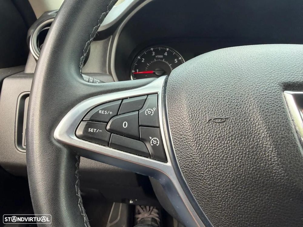 Dacia Duster 1.5 Blue dCi Comfort 4WD - 28