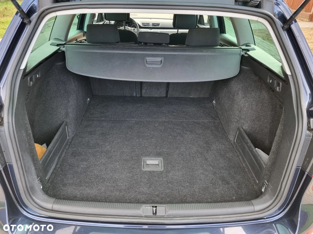 Volkswagen Passat 2.0 TDI Highline - 18