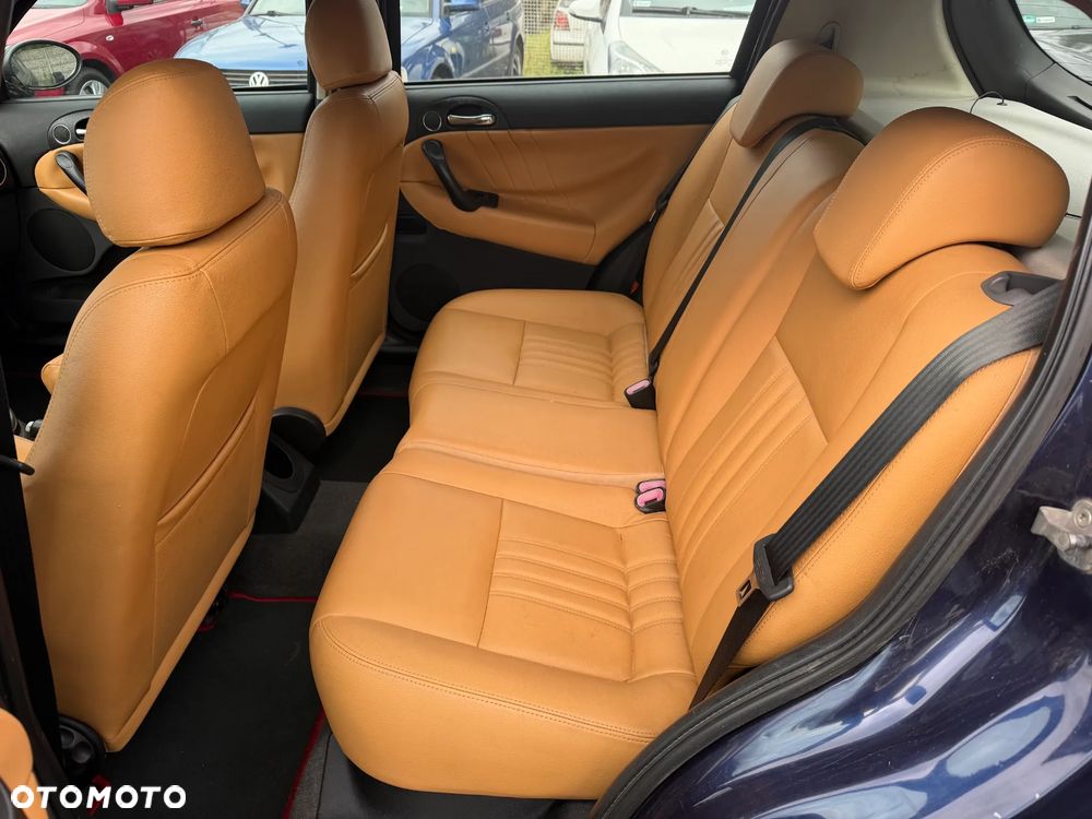 Alfa Romeo 147 1.6 Twin Spark 16V - 10