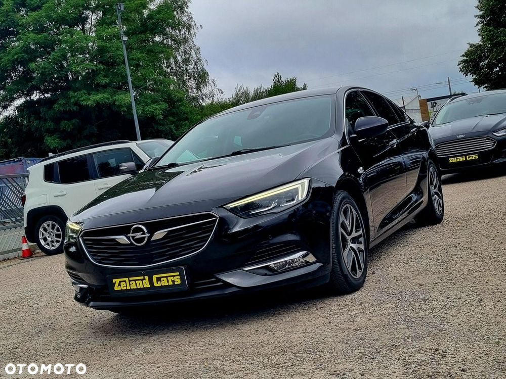 Opel Insignia - 1