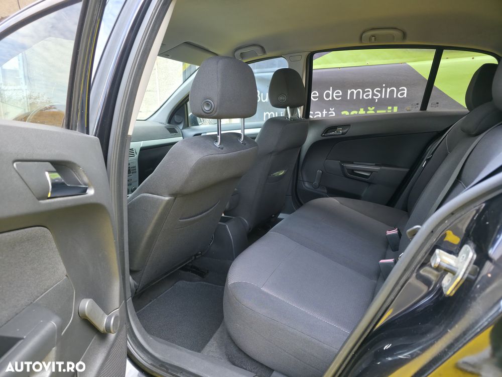 Opel Astra 1.4i 16V Club - 8