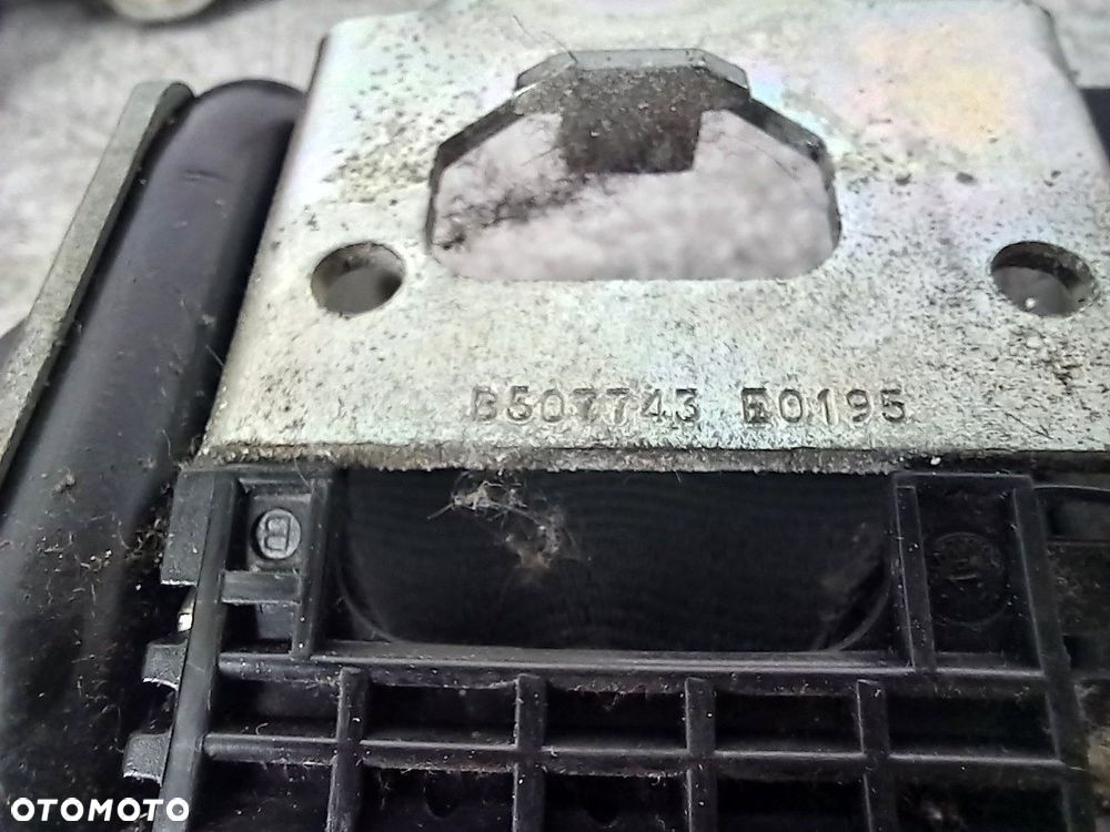 PAS BEZPIECZEŃSTWA PRAWY PRZÓD PEUGEOT 207 SW 1.6 HDI - 2