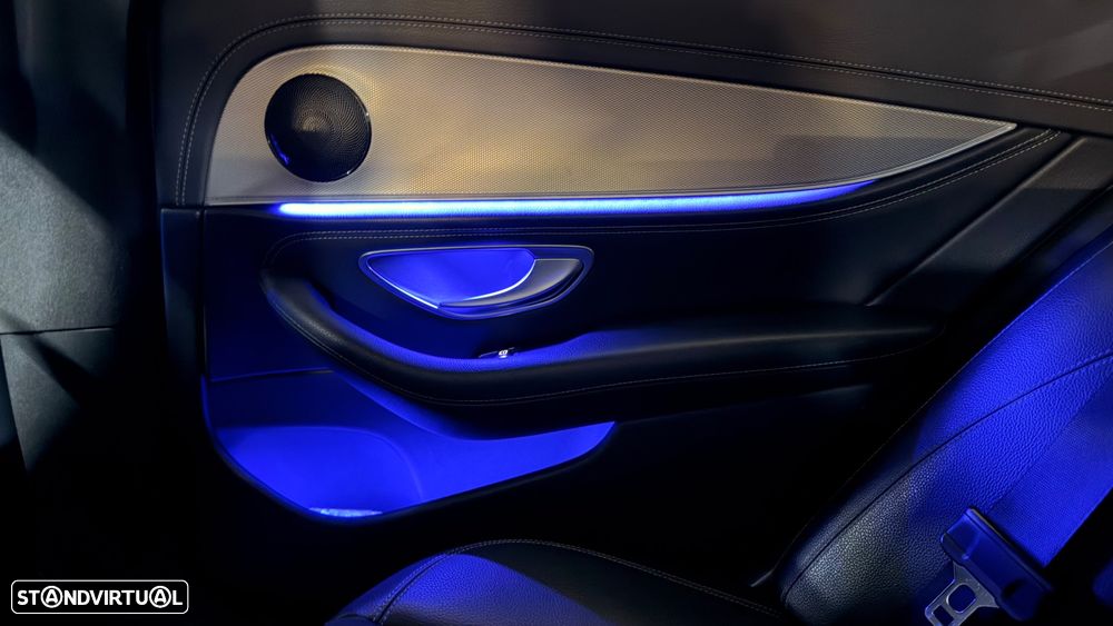 Mercedes-Benz E 220 d AMG Line - 33