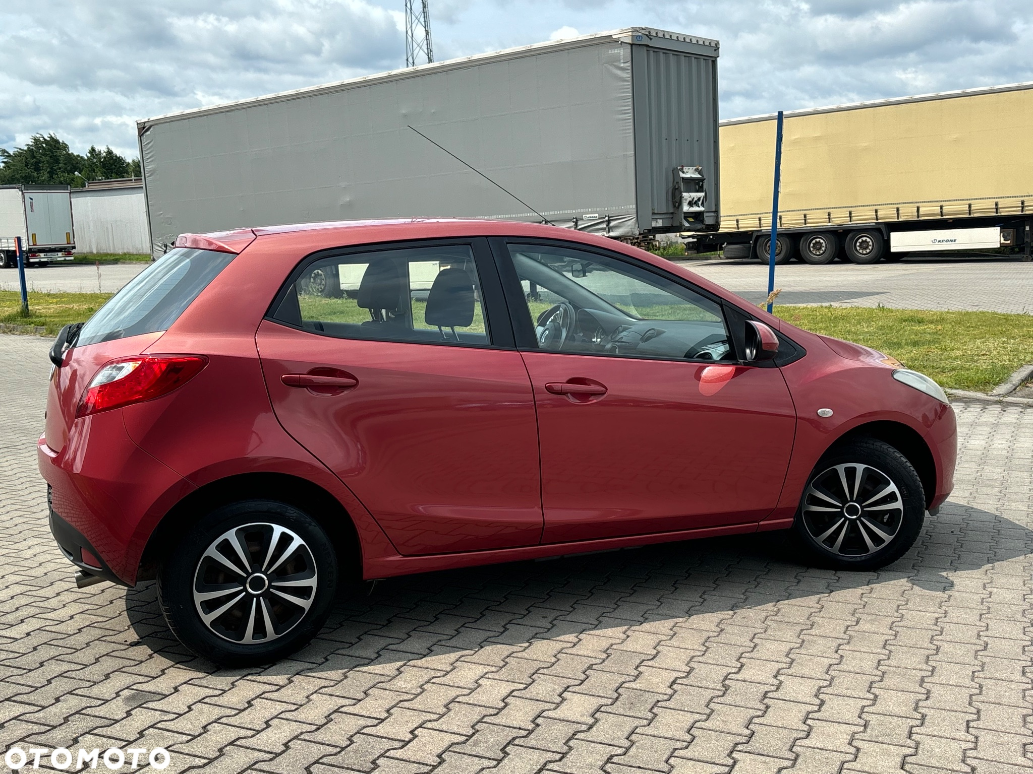 Mazda 2 1.3 Exclusive - 8