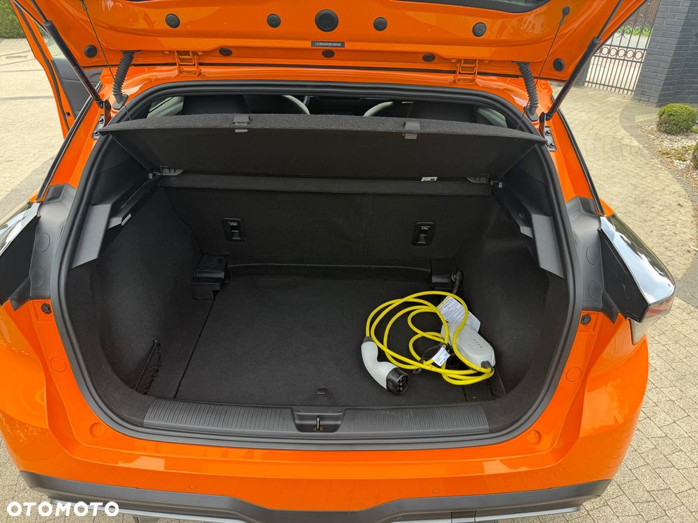 MG 4 Luxury 64 kWh - 25