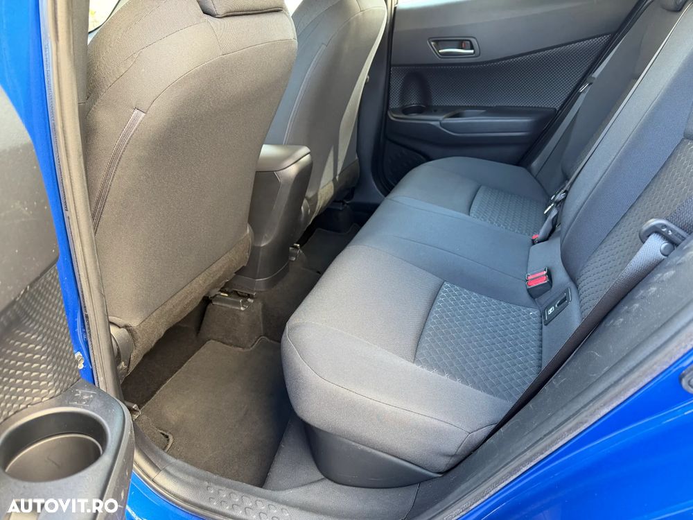 Toyota C-HR Business-Edition - 17