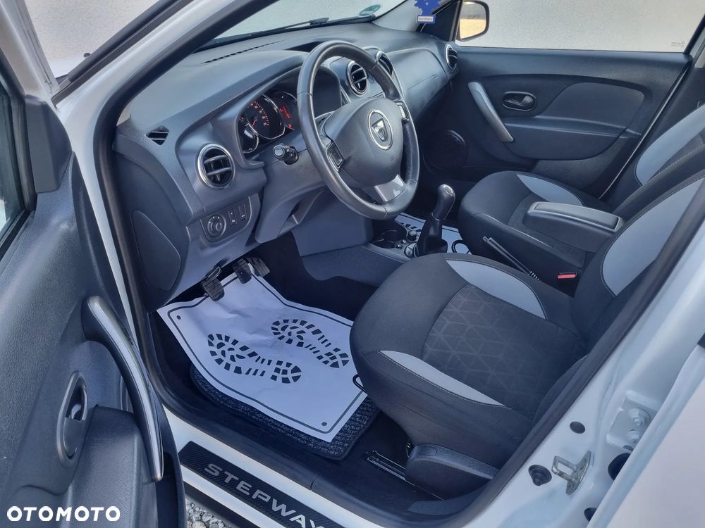 Dacia Sandero Stepway TCe 90 Prestige - 9