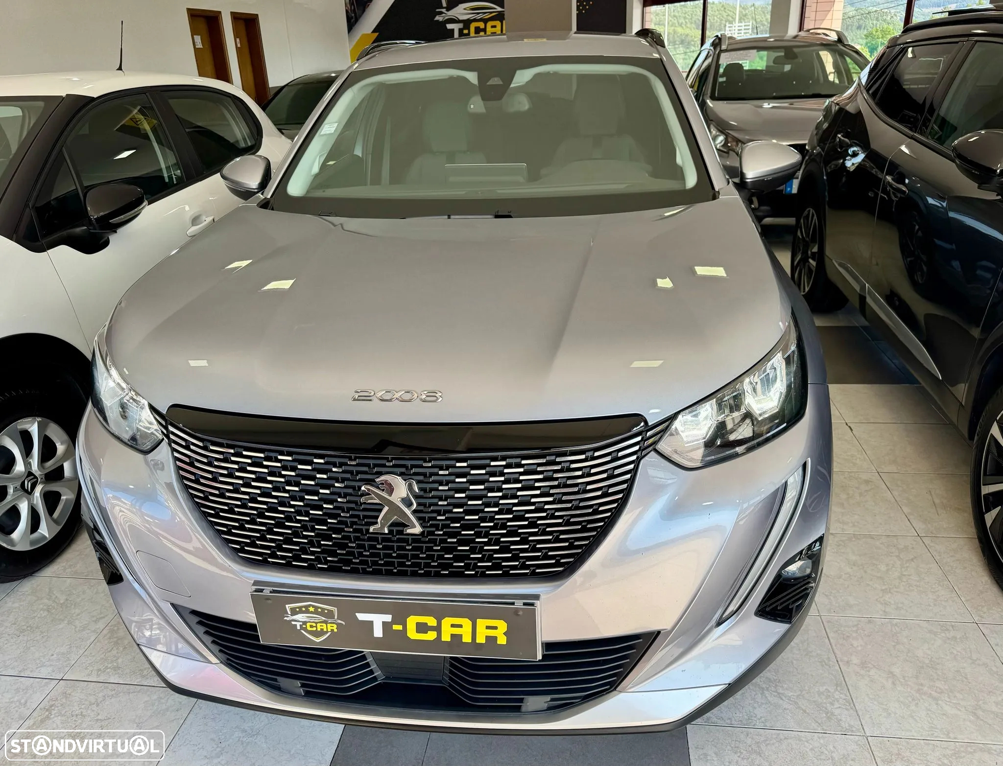 Peugeot 2008 1.5 BlueHDi Allure Pack EAT8 - 10