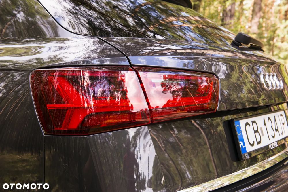 Audi A6 Avant 2.0 TDI Quattro S tronic - 38