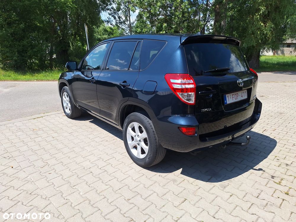 Toyota RAV4 - 13