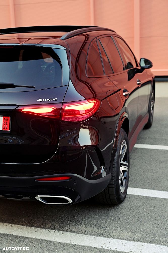 Mercedes-Benz GLC 400 e 4Matic 9G-TRONIC AMG Line Advanced - 23