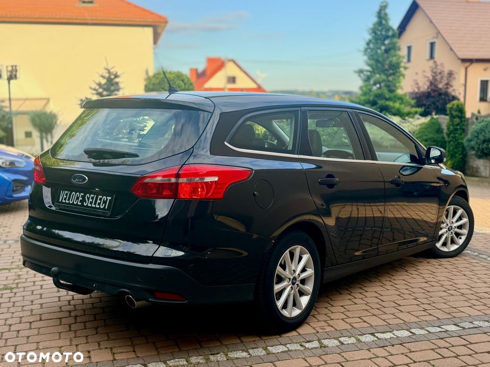 Ford Focus 2.0 TDCi Titanium ASS - 8