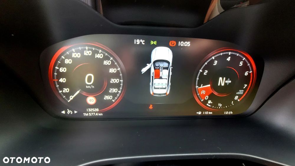 Volvo XC 40 T3 Momentum - 23