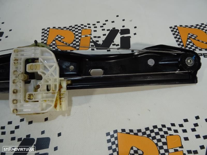 Elevador De Vidro Trás Direito Bmw 3 (F30, F80)  7351050 / 17756710 / - 7