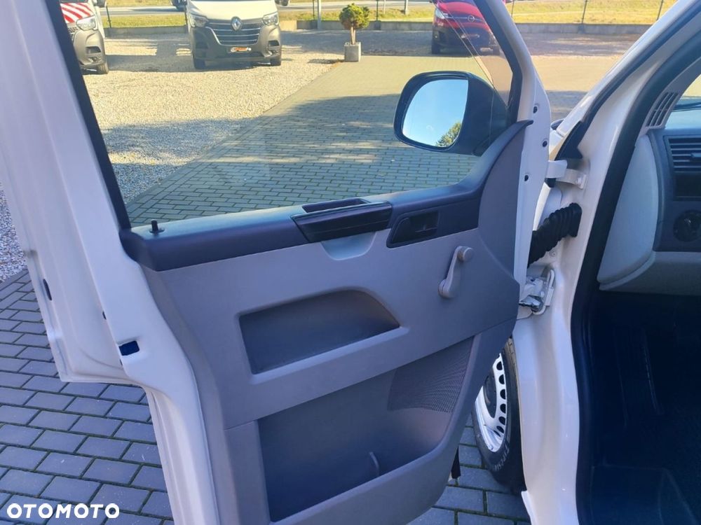 Volkswagen Transporter - 15