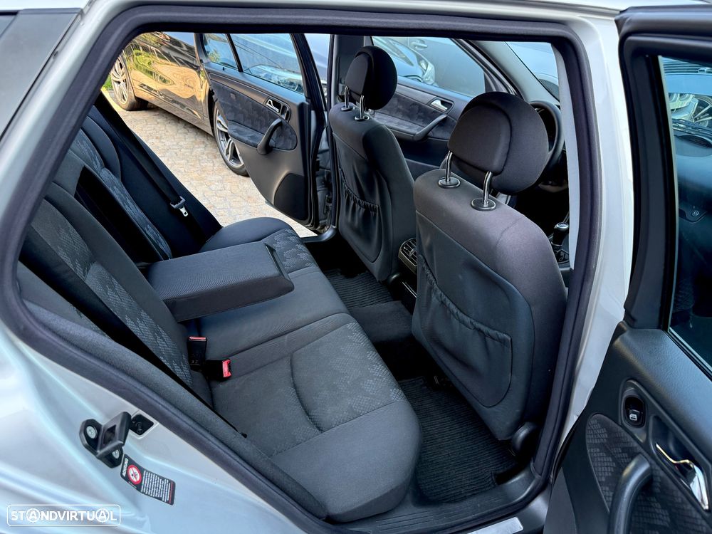 Mercedes-Benz C 220 T CDI Avantgarde - 53