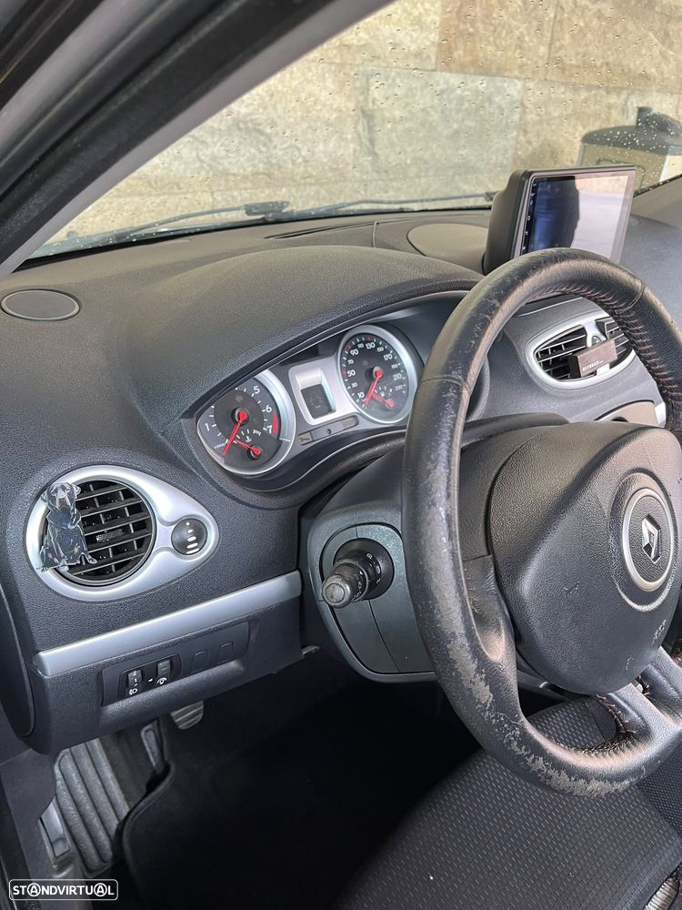 Renault Clio 1.2 16V Dynamique - 5