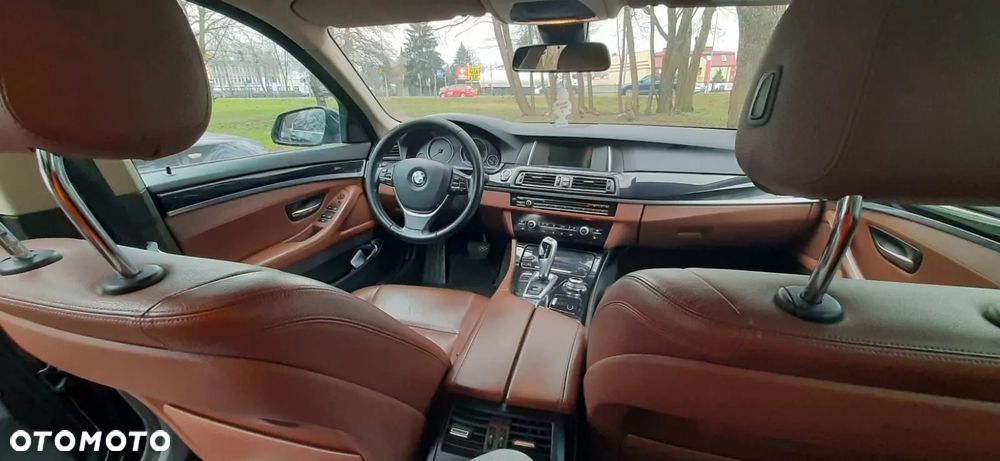 BMW Seria 5 520d - 8