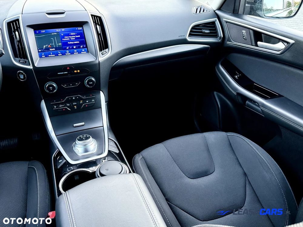Ford S-Max 2.0 EcoBlue Titanium - 29