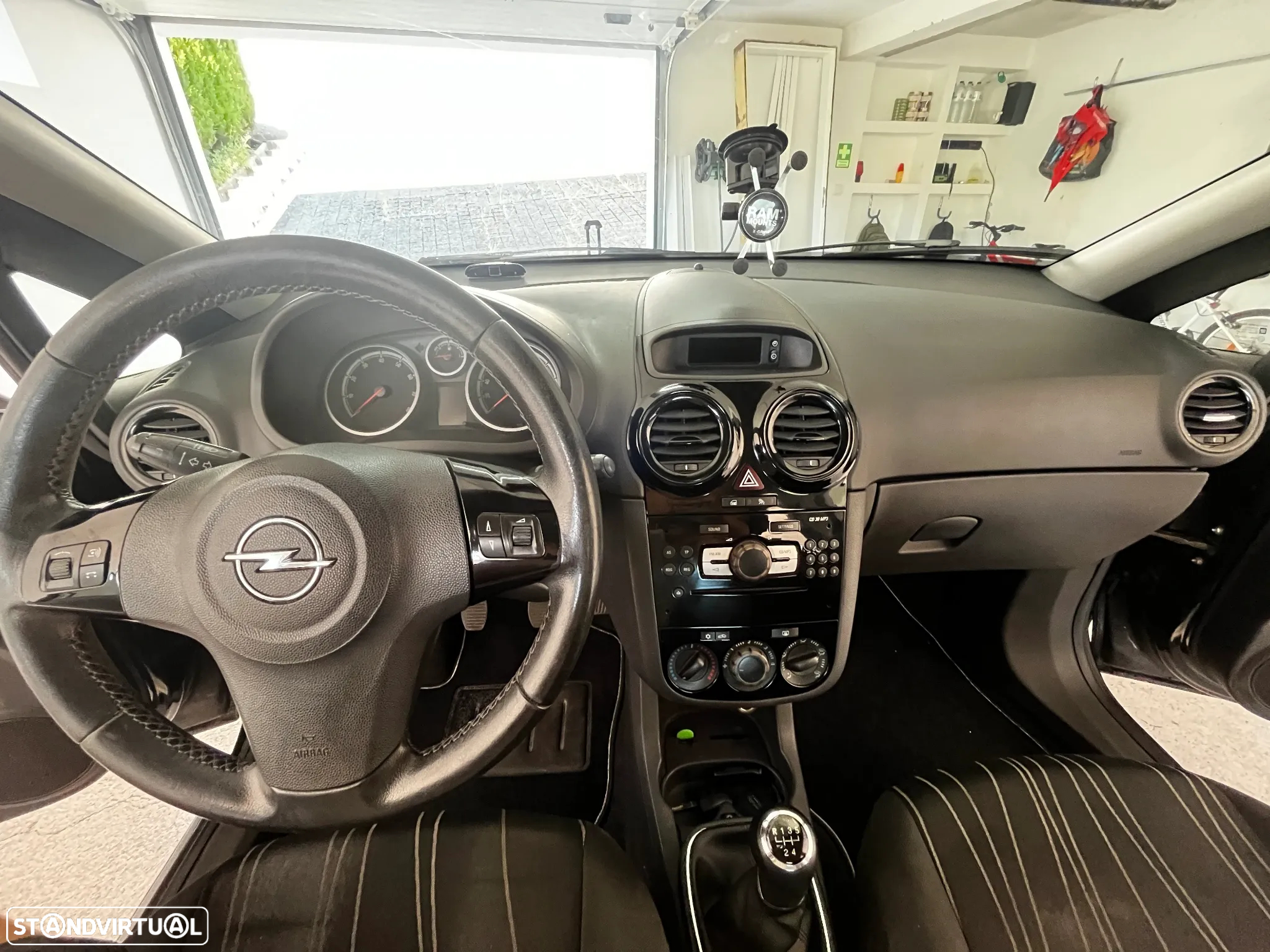 Opel Corsa 1.2 Cosmo 111 - 13
