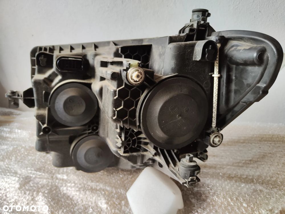 Reflektor VW Crafter przedni prawy, lampa lewy przód 7C1941006 - 8