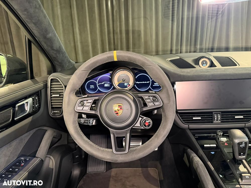 Porsche Cayenne Coupe - 25